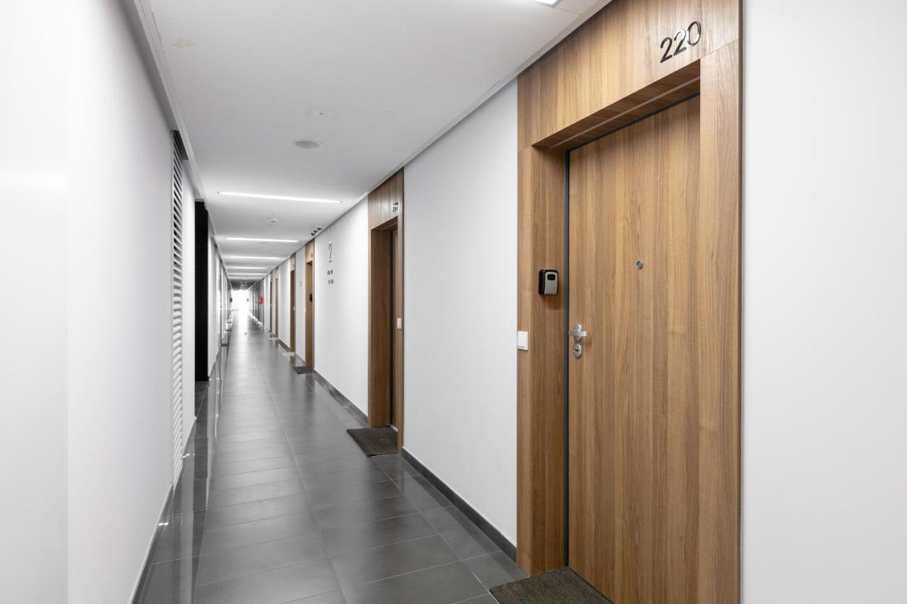 Yellow Sunset Studio Apartment Warsawa Bagian luar foto
